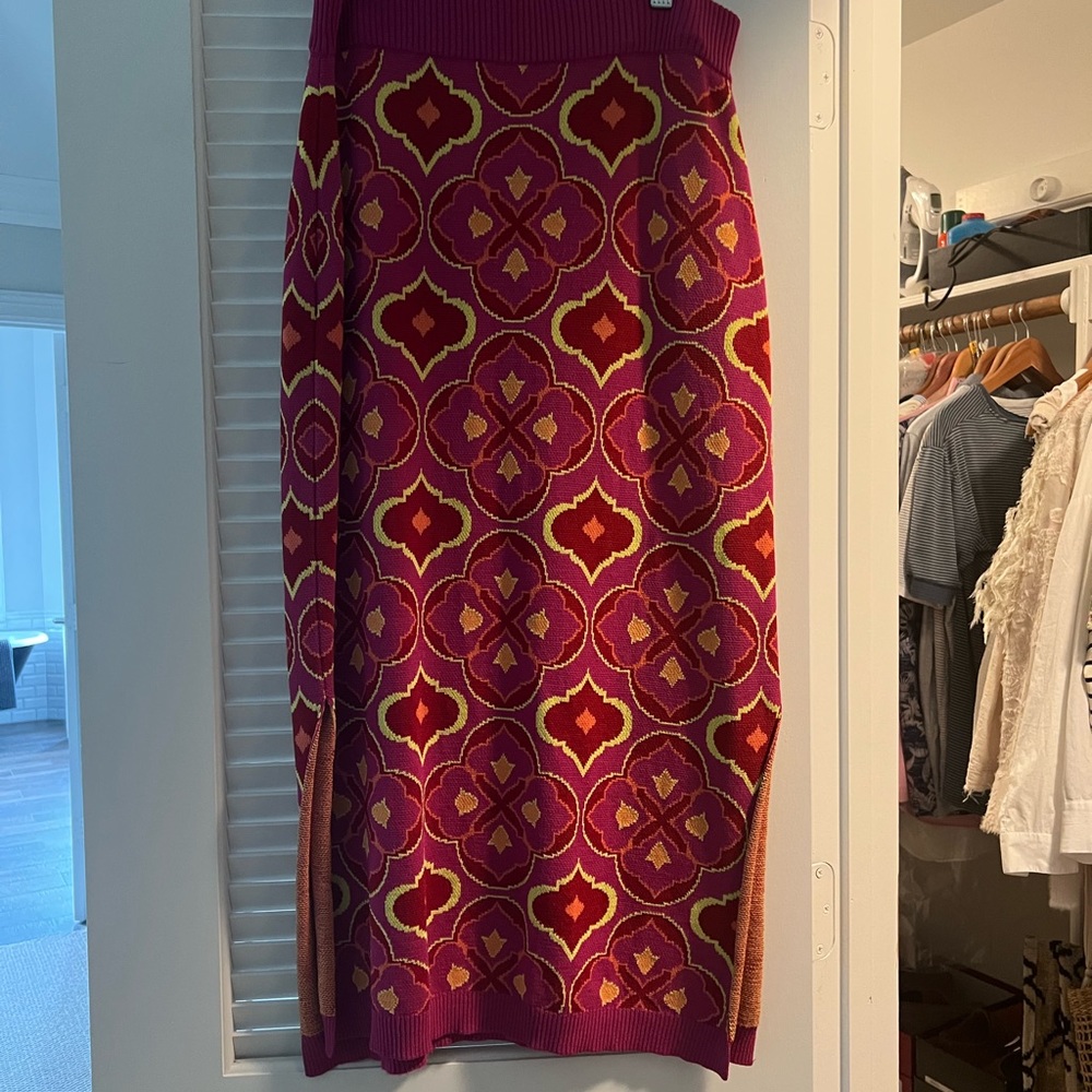 Never Fully Dressed Pink and Gold Patterned Knit Skirt